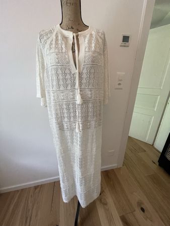 MNG Häkelkleid weiss Gr M/L Sommerkleid luftig leicht 49