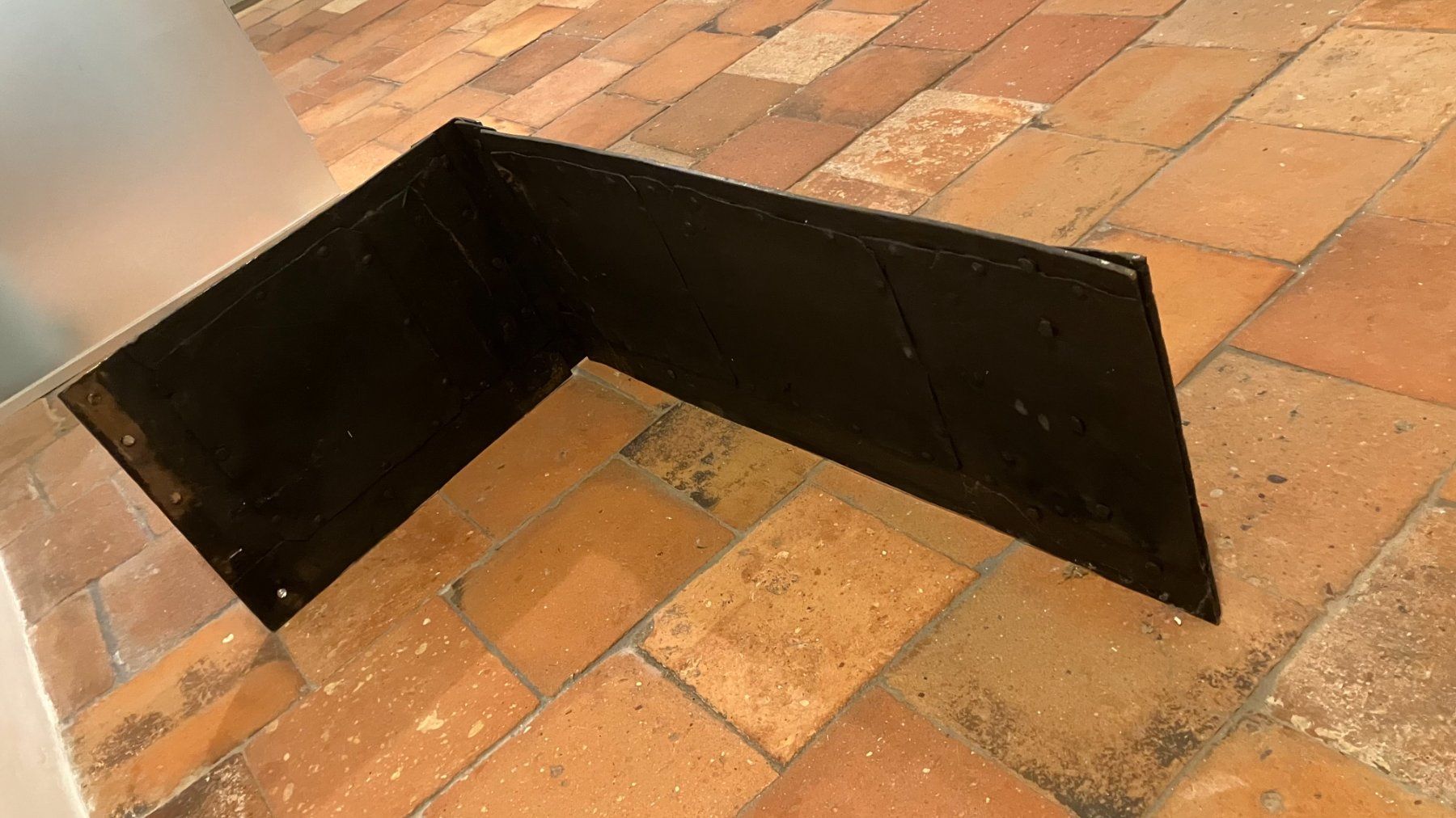 Camini: Schmiedeisen-Abdeckung – Usato da Ebnat-Kappel venduto da lucydiamond 5
