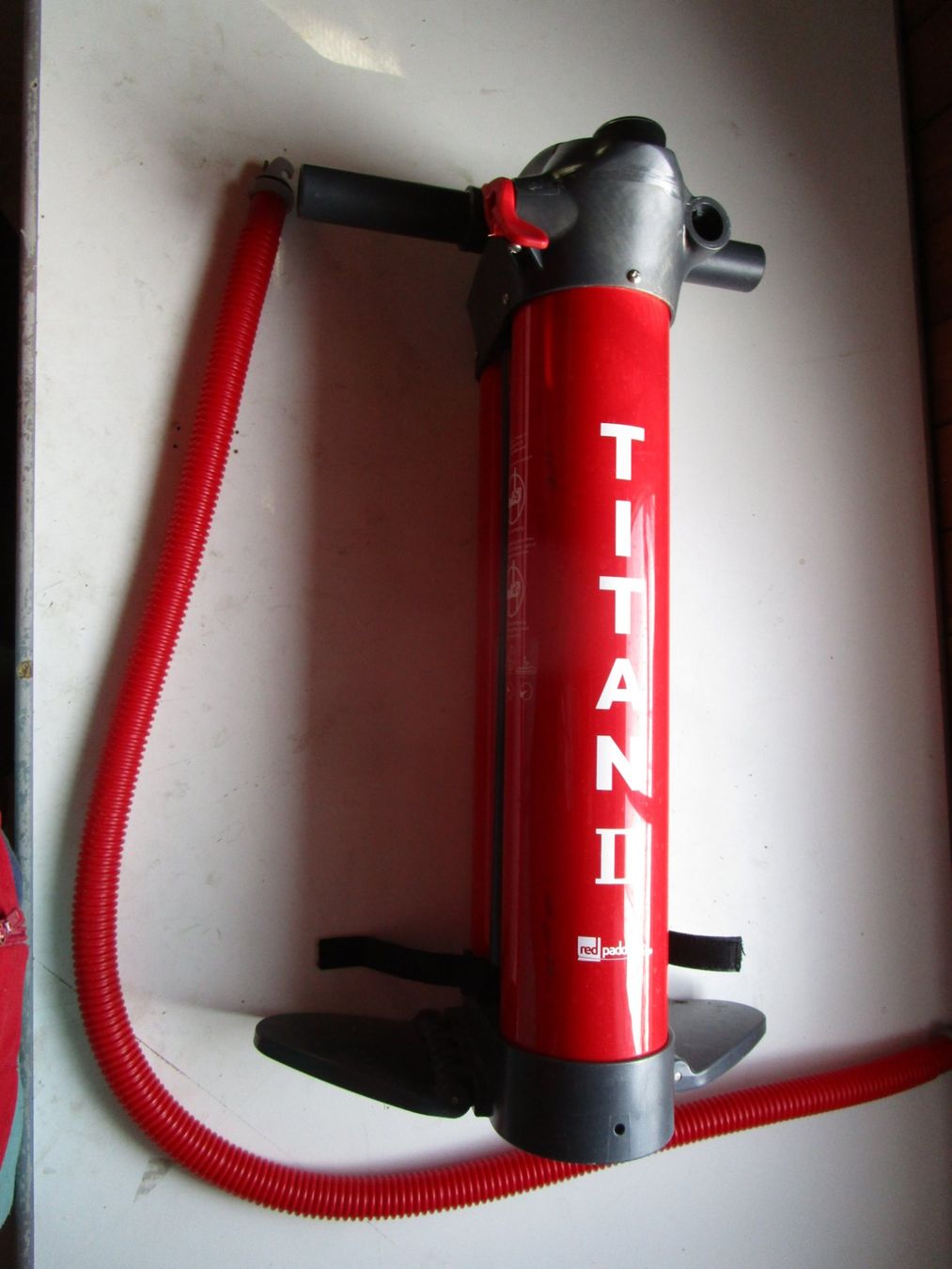 Pompe & Parti di ricambio: Luftpumpe SUP  Red Paddle Titan II – Usato da Ottikon venduto da Locomotive01