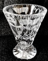Glas geschliffen Vase verre taillé 13 cm