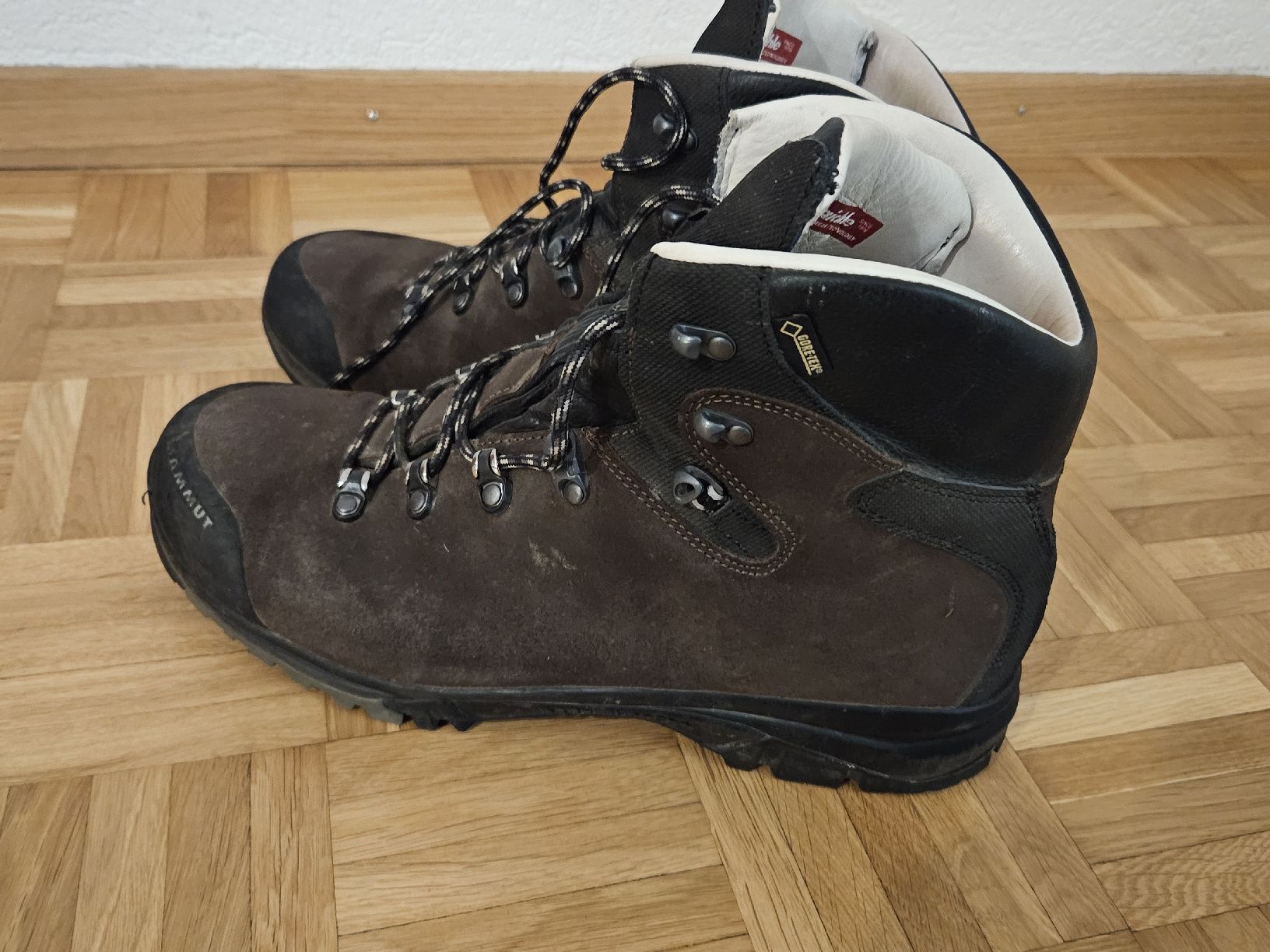Mammut Scarpe da uomo: Wanderschuhe Mammut 47 1/2 – Usato da Sargans venduto da Chicco051