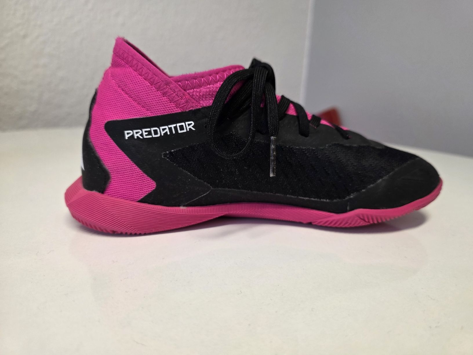 Adidas Scarpe da uomo: Adidas Predator Hallenschuhe Nr.34 – Usato da Suhr venduto da MrvicaAG 5