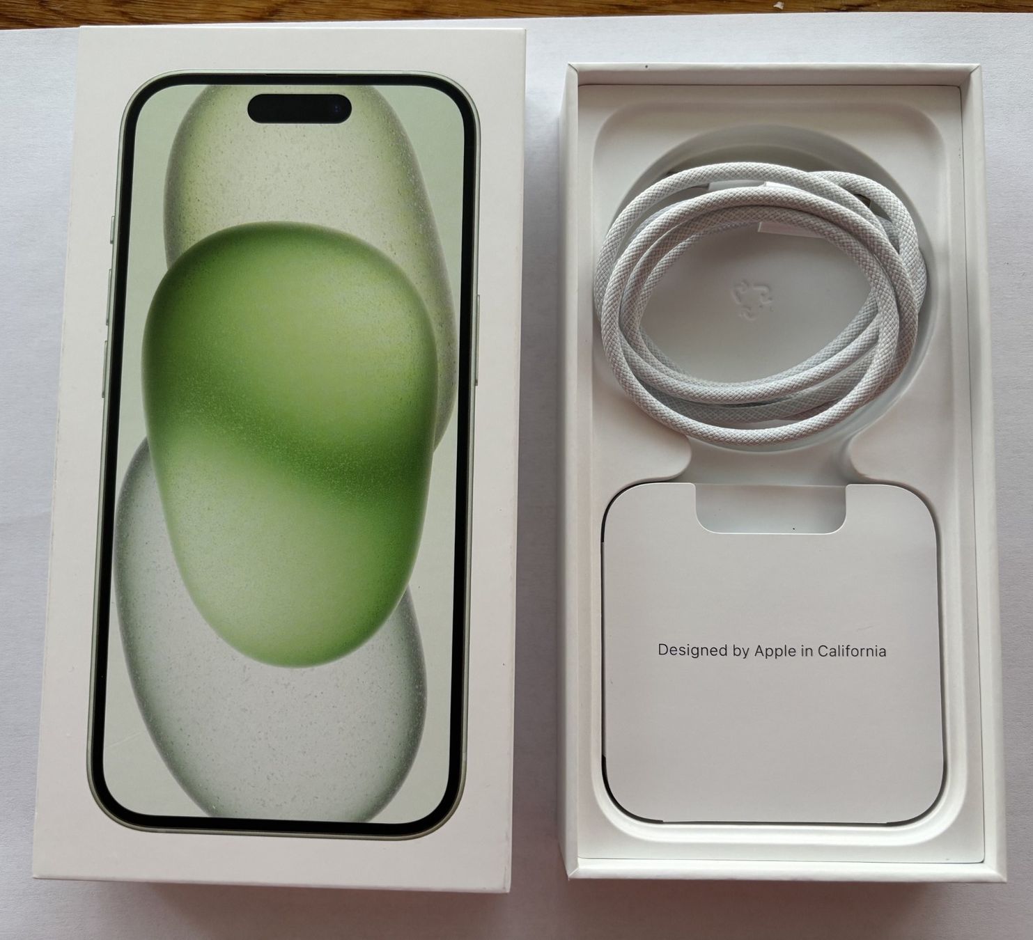 Apple Telefoni cellulari / Smartphones: iPhone 15 - 256 Go – Usato da Fribourg venduto da Alextrain