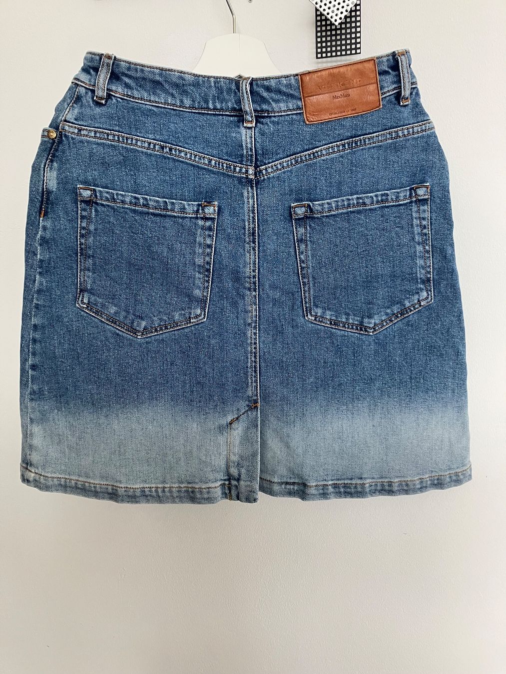 Max Mara Gonne: MAX MARA Rock – Nuovo (secondo la descrizione) da Huttwil venduto da Badi369 1