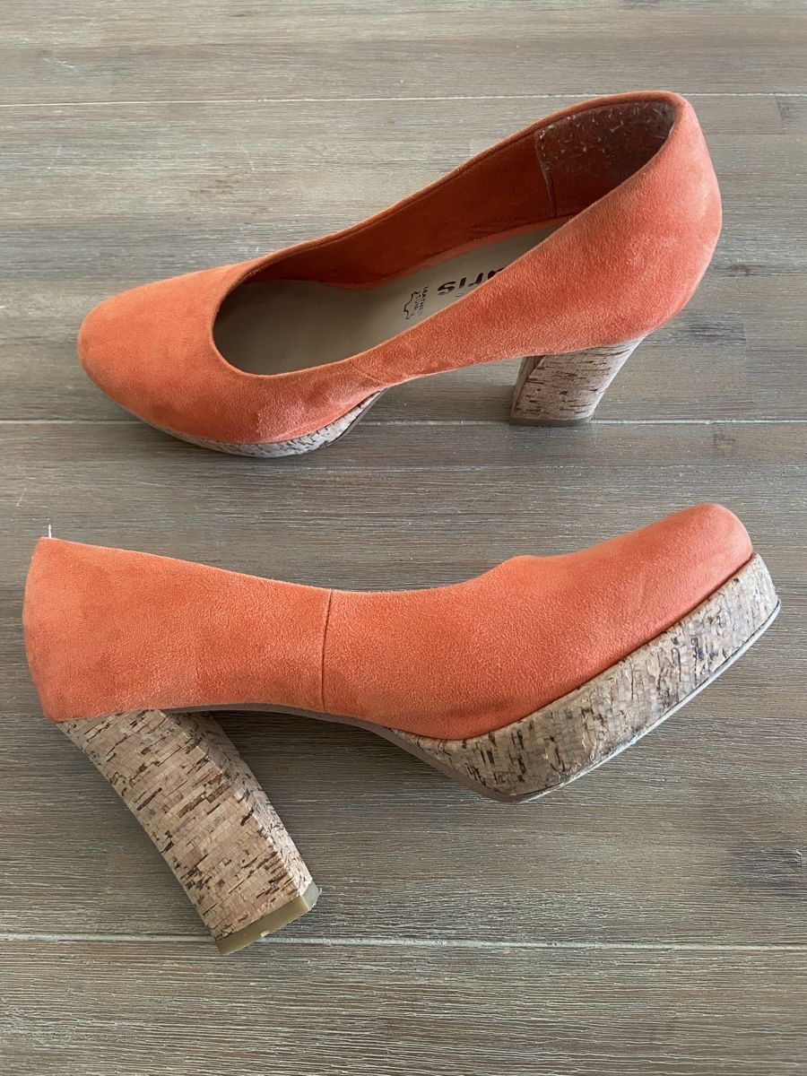 Tamaris Damenschuhe: Wunderschöner Pumps von Tamaris – Neu (gemäss Beschreibung) aus Dachsen von Jimmy0 1
