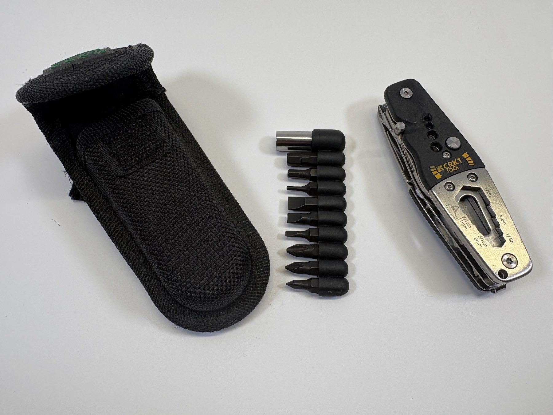 Tutti gli attrezzi: CRKT Multitool mit Bit-Set und Tasche – Usato da Elgg venduto da Jo_Naj 1
