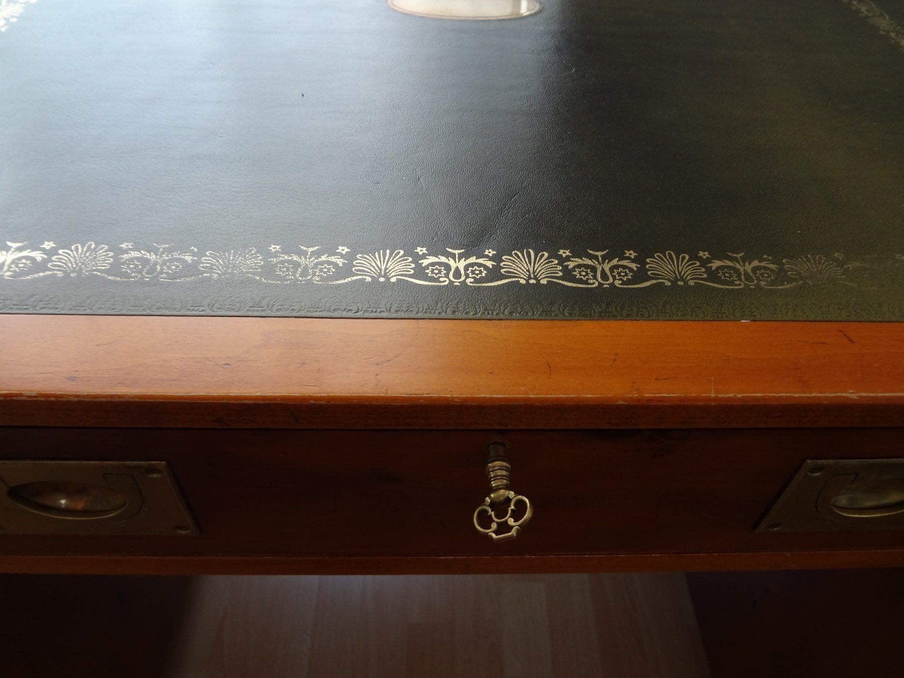 Scrivanie: Englischer Schreibtisch – Usato da Rapperswil SG venduto da WATCHTIMEBOX 4