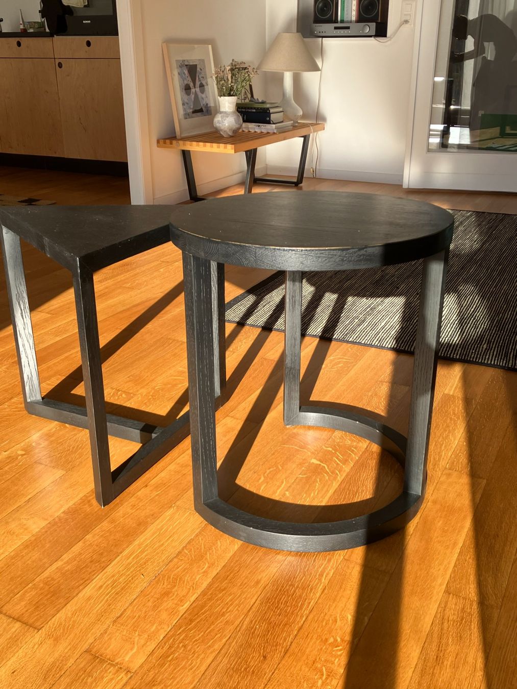 De Sede Tavoli: Two tables by Stefan Zwicky for De Sede – Usato da Pully venduto da Billy. 2