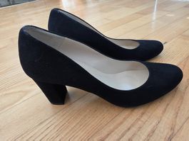 L.K. Bennett Pumps schwarz Groesse 38 Wildleder