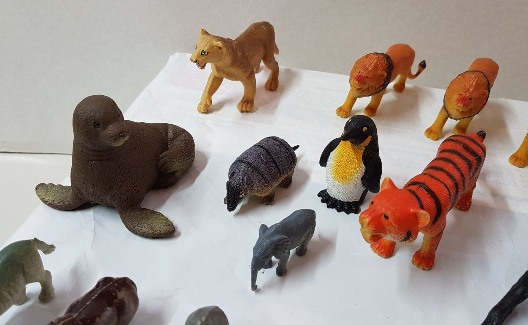 Statuette: 😎 25 Diverse Tier Figuren – Usato da Schüpfheim venduto da Games_Spielkonsolen 7