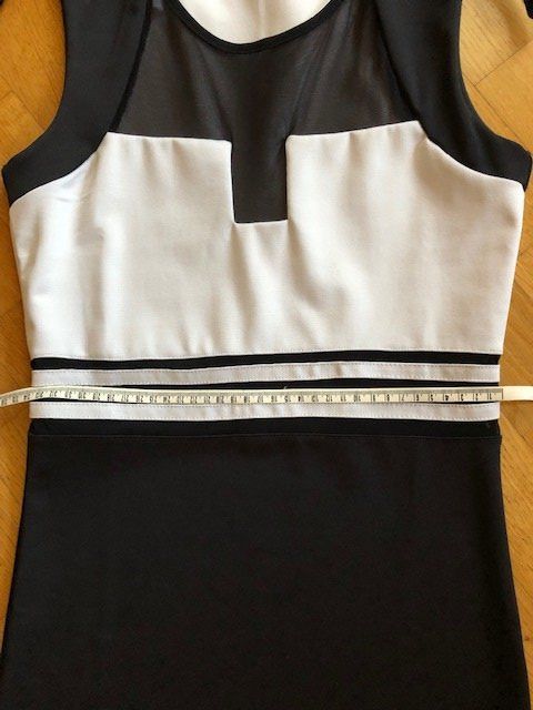 Vestiti: Kleid – Usato da Höri venduto da Alfar 4