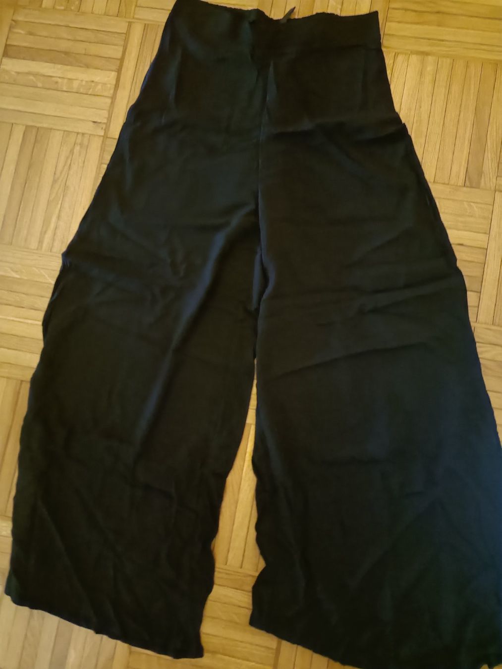 Lots de vêtements: Ensemble – D'occasion à Grand-Lancy par ana_7y2f 2