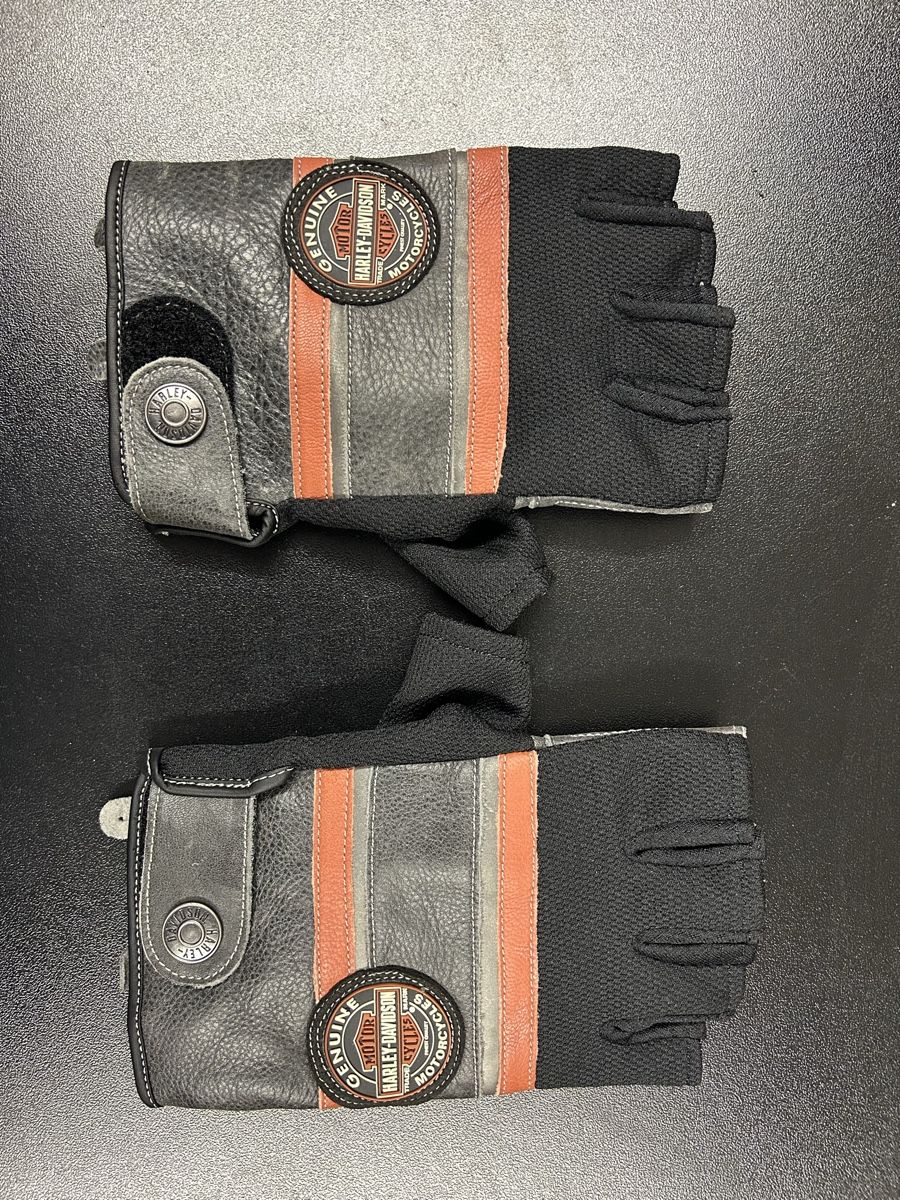 Harley-Davidson Sonstige Accessoires für Herren: Fingerlose Harley Davidson Handschuhe – Gebraucht aus Münchenstein von Cello30
