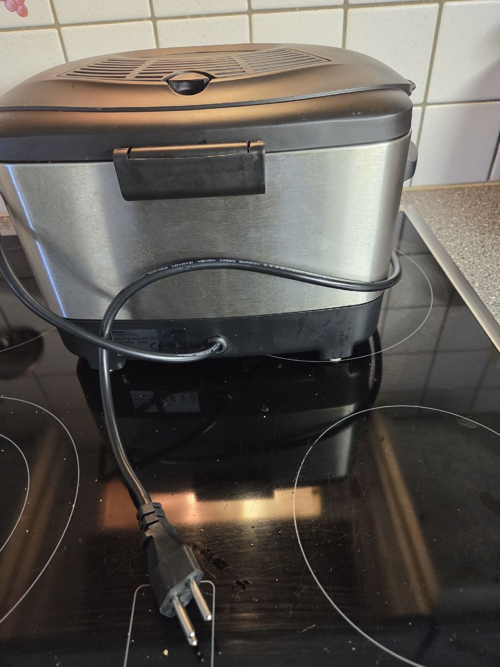 Komplettküchen: Friteuse PRIMOTECQ Mini en inox bon état – Gebraucht aus Brügg BE von man_xyd9 7