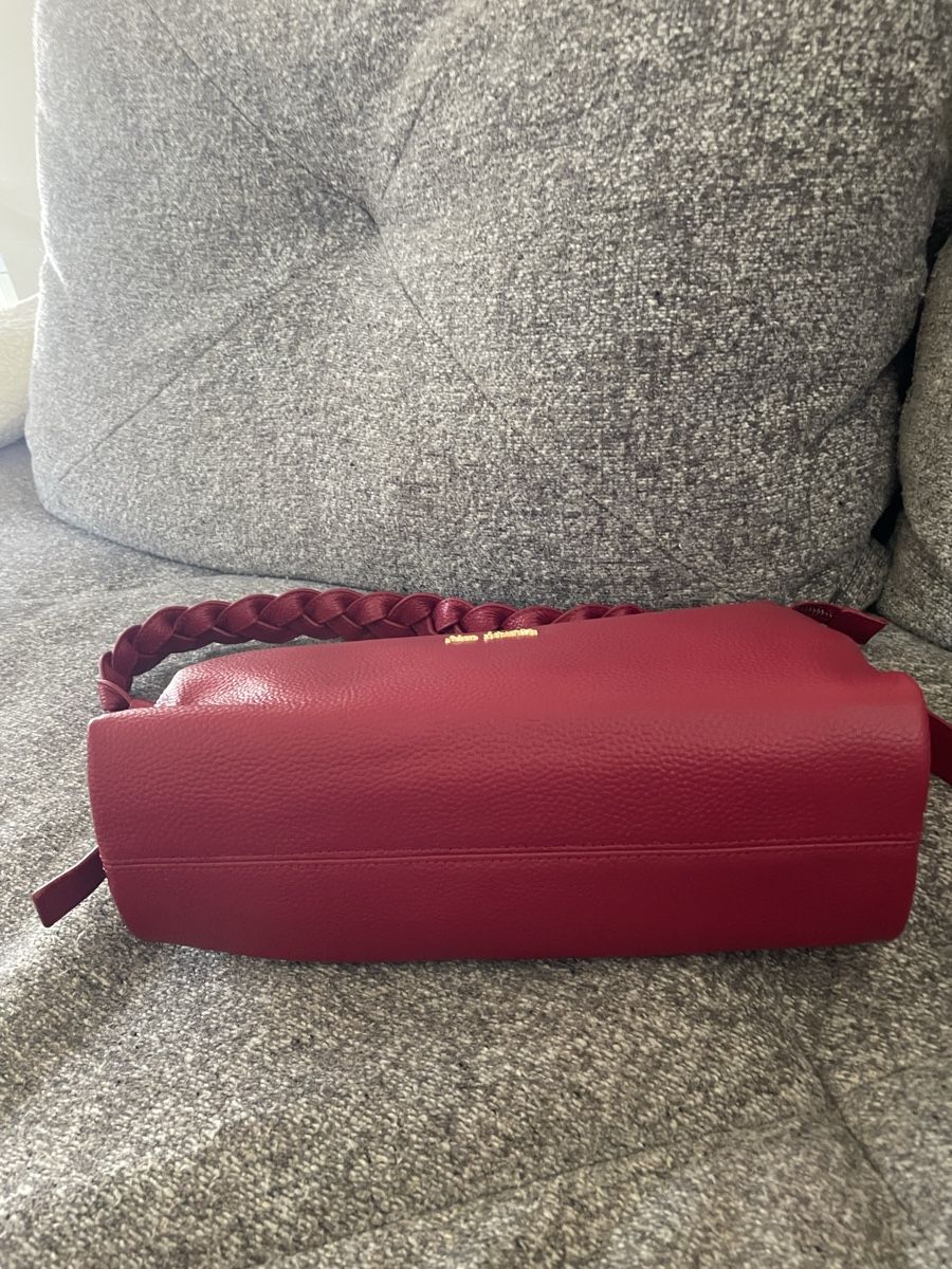 Pierre Cardin Sacs: Sac Pierre Cardin – Neuf (Voir description) à Fully par brunyrac3862 3