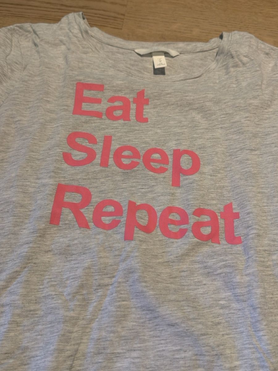 H&M T-shirt: 2 Still-Shirts | Grösse M – Usato da Emmetten venduto da coluna_6376 2
