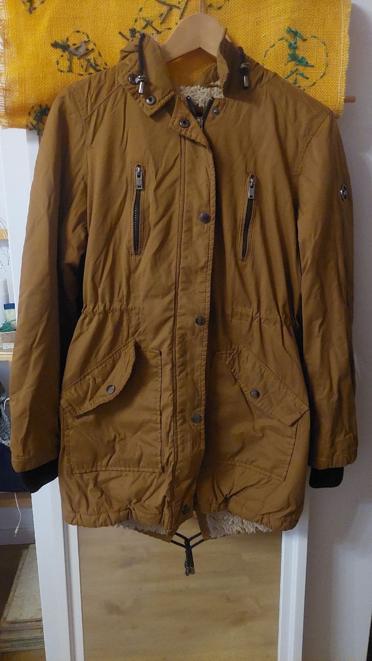 C&A Giacche: Winterjacke gr.36/C&A Jacke,gut erhalten – Usato da Basel venduto da O-MEGA
