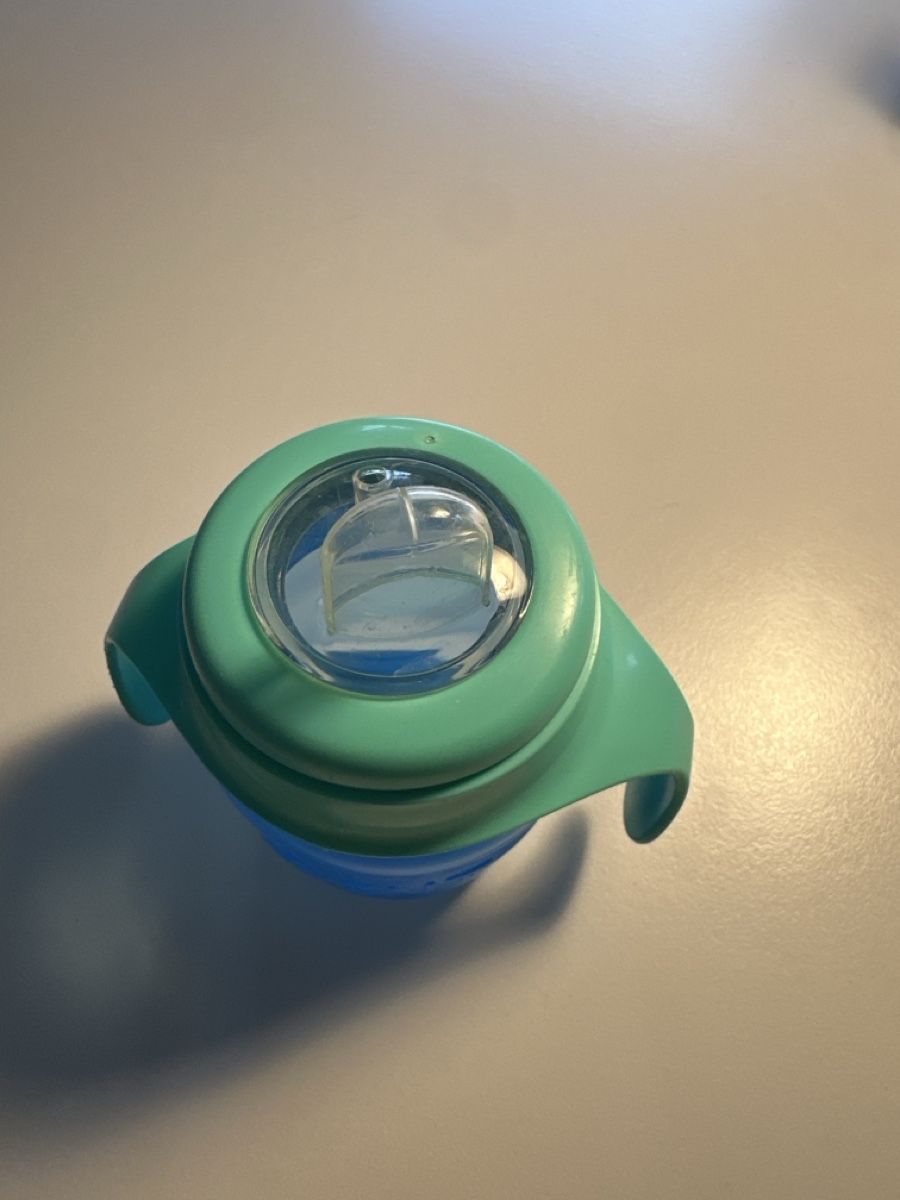 Avent Pasti del neonato: Philips Avent baby trainer cup – Usato da Zürich venduto da KrisZH 3