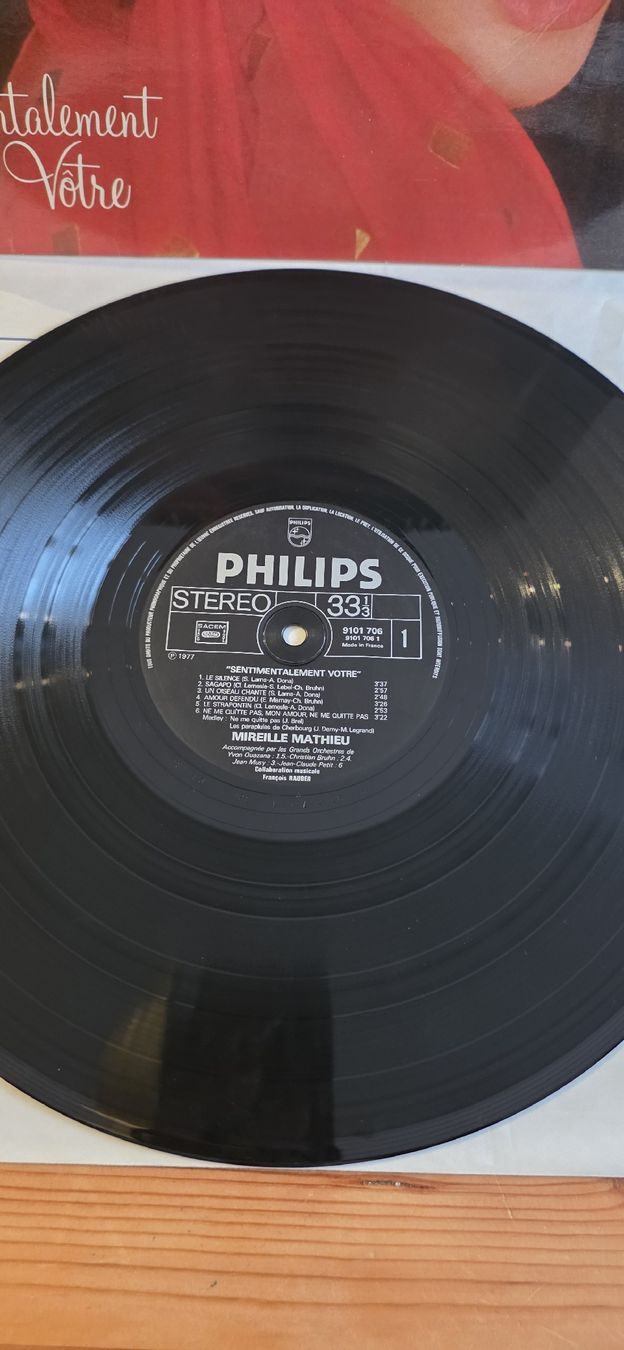 Dischi in vinile: Mireille Mathieu - Mille colombes, Poor,G – Usato da Yvonand venduto da RF-VINYL 1