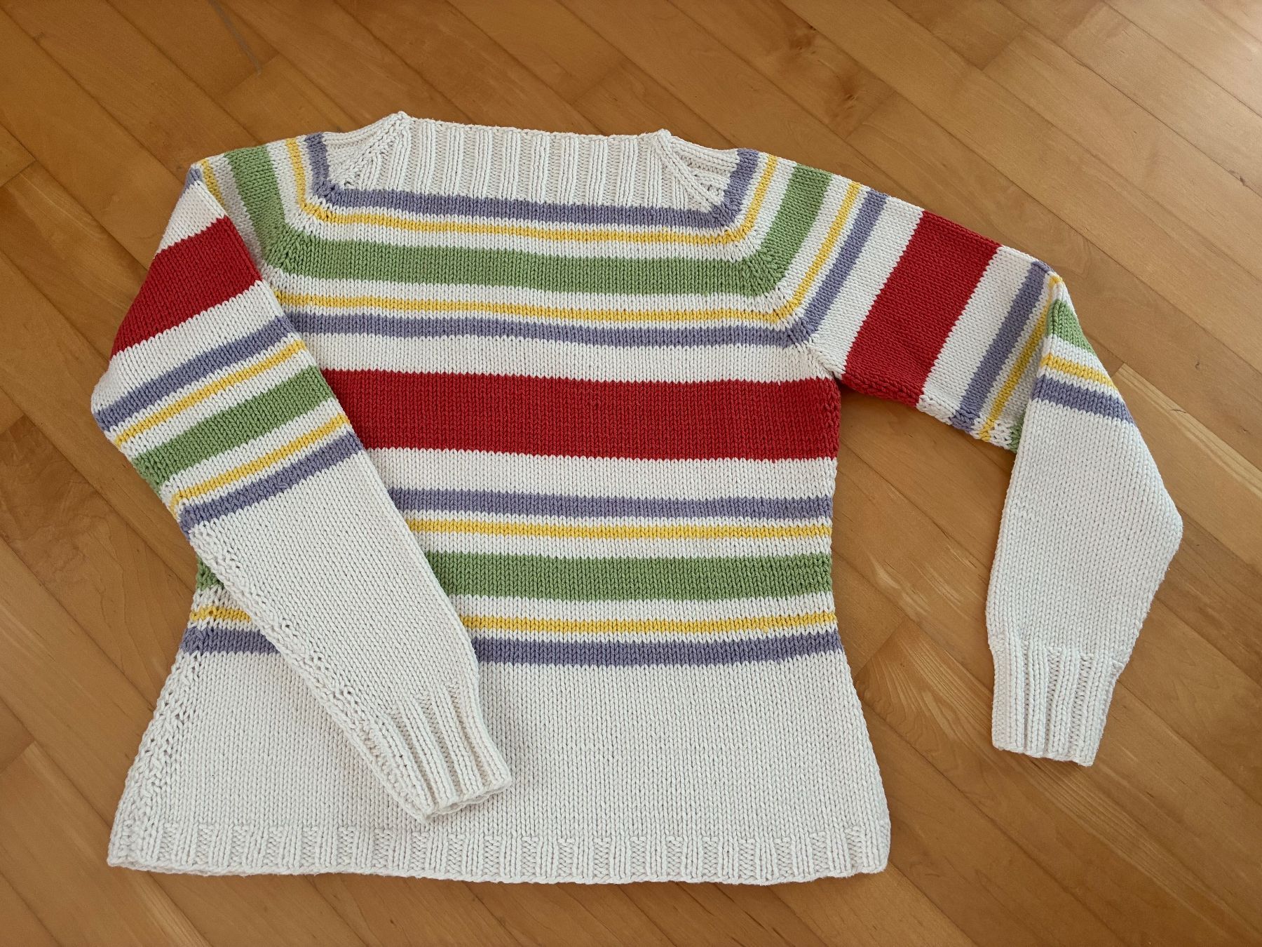 Maglioni & Felpe: Damenpullover gestreift handgestrickt Baumwollmischgarn – Usato da Baar venduto da Johan016