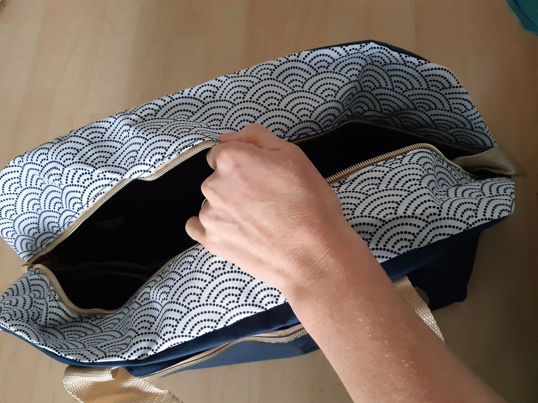 Borse: Tasche neu – Nuovo e nell'imballaggio originale da Nebikon venduto da Haidihooo 2