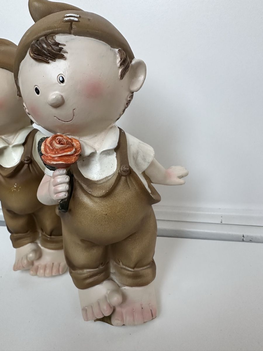 Migros Tutte le decorazioni: Dekoration kleiner Junge Neu 20 cm – Nuovo e nell'imballaggio originale da Frümsen venduto da Swissline90 1