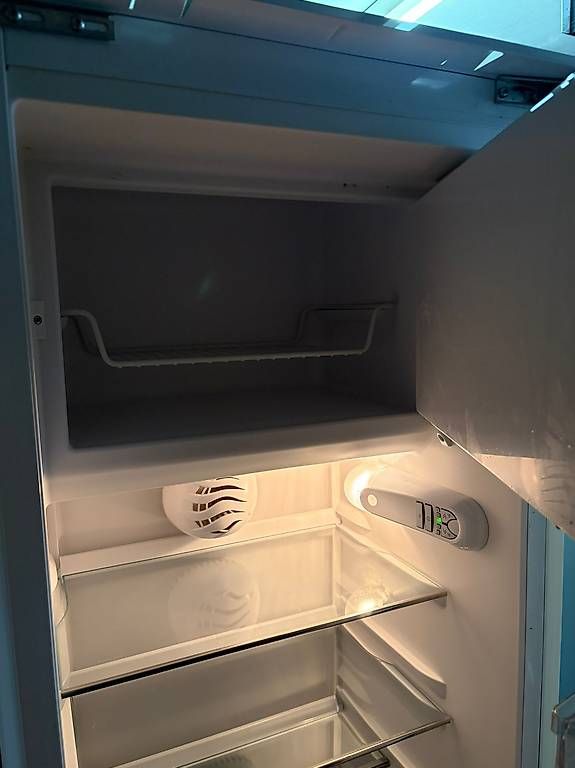 Frigoriferi: VZUG Einbaukühlschrank – Usato da Anglikon venduto da luk_h8lm 3