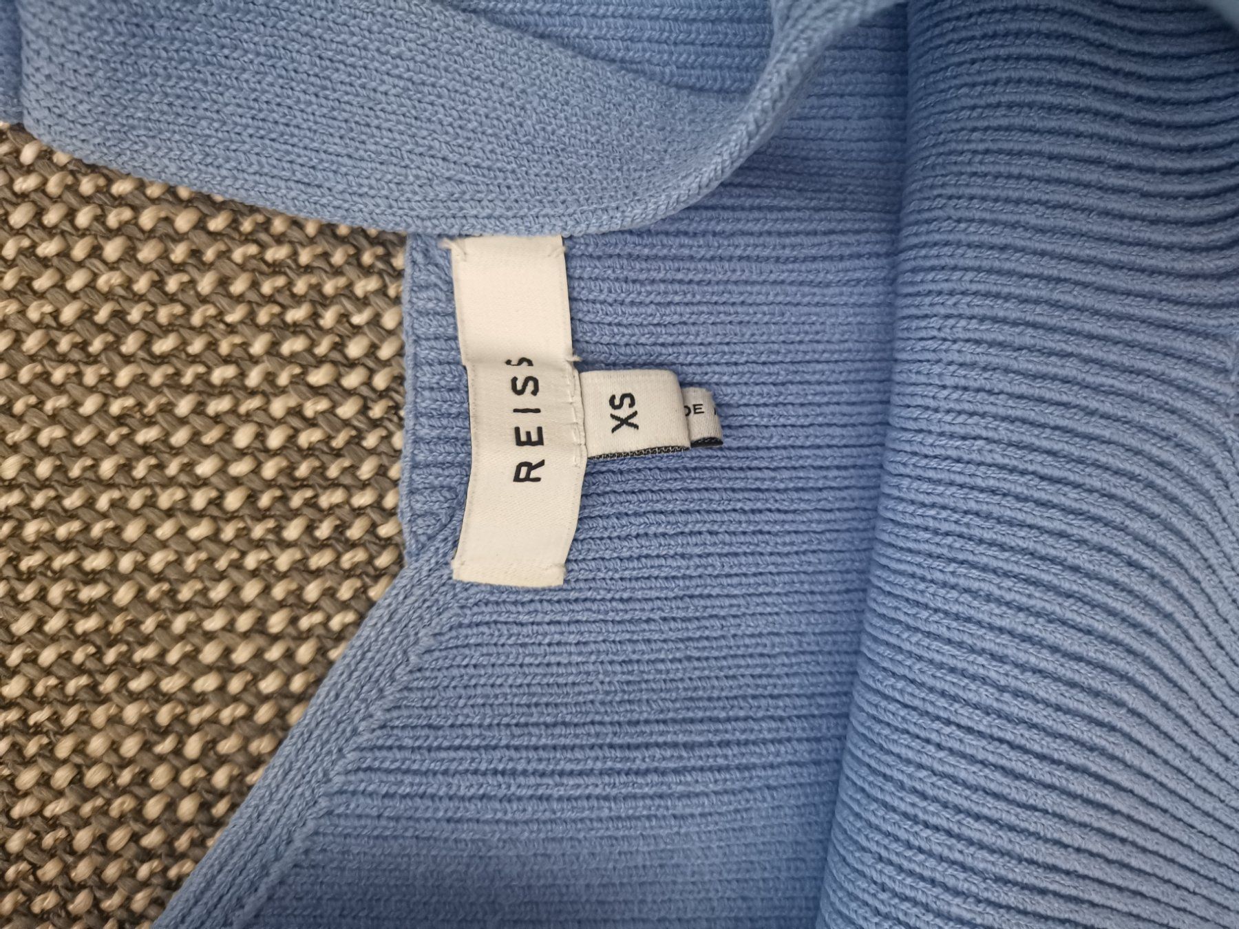 Top: Reiss Top Xs Rippenstrick – Usato da Fehraltorf venduto da freeform2020 2