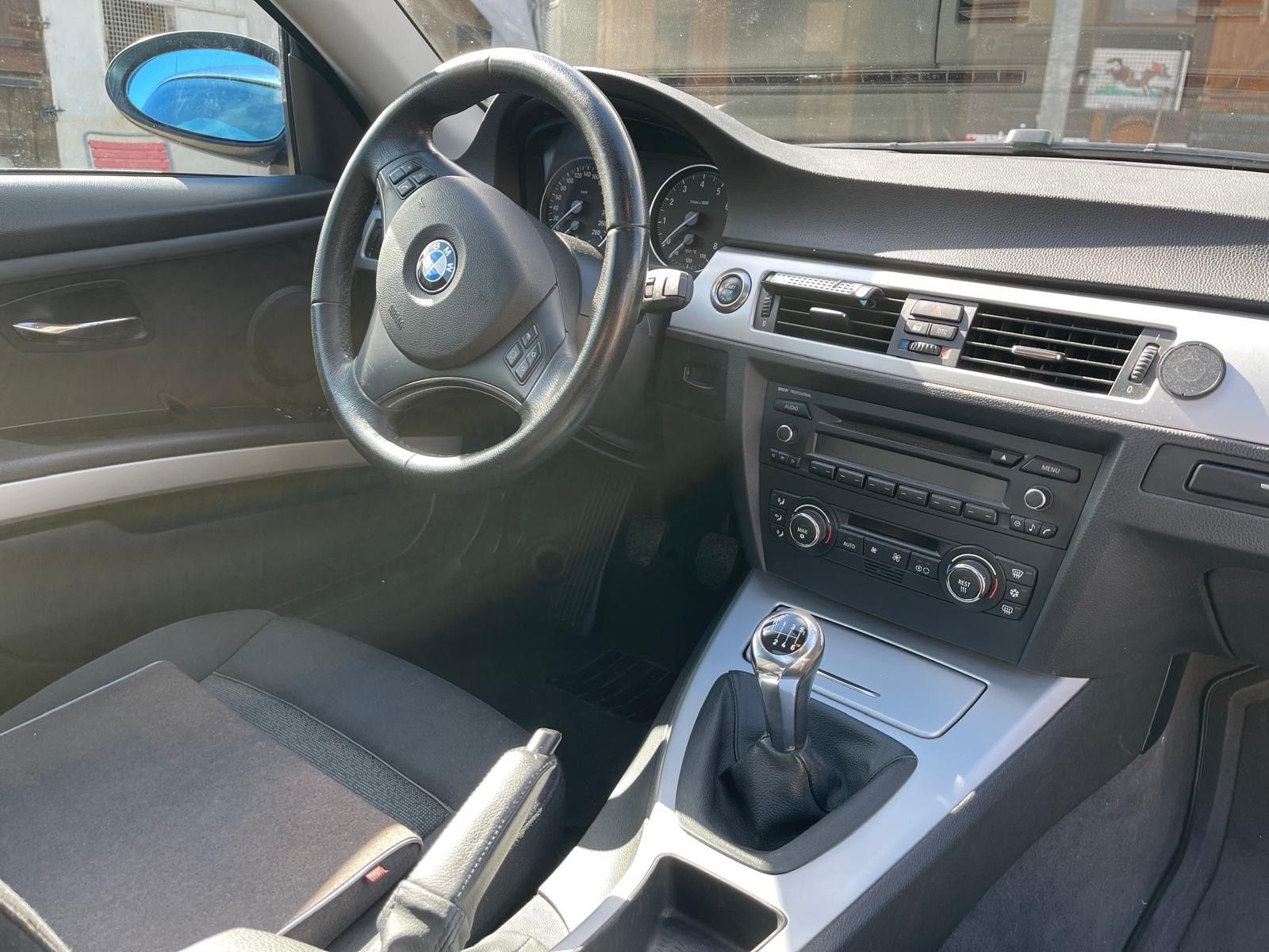 BMW Automobili: BMW 325i Coupé - année 2006 – Usato da Cornaux NE venduto da Oliiive 6