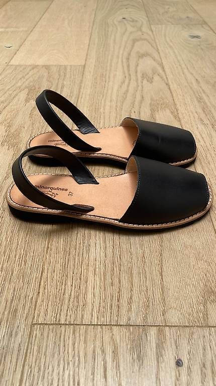 Scarpe da donna: Minorquines Sandalen Avarca NEU – Usato da Aarburg venduto da Qin3ze