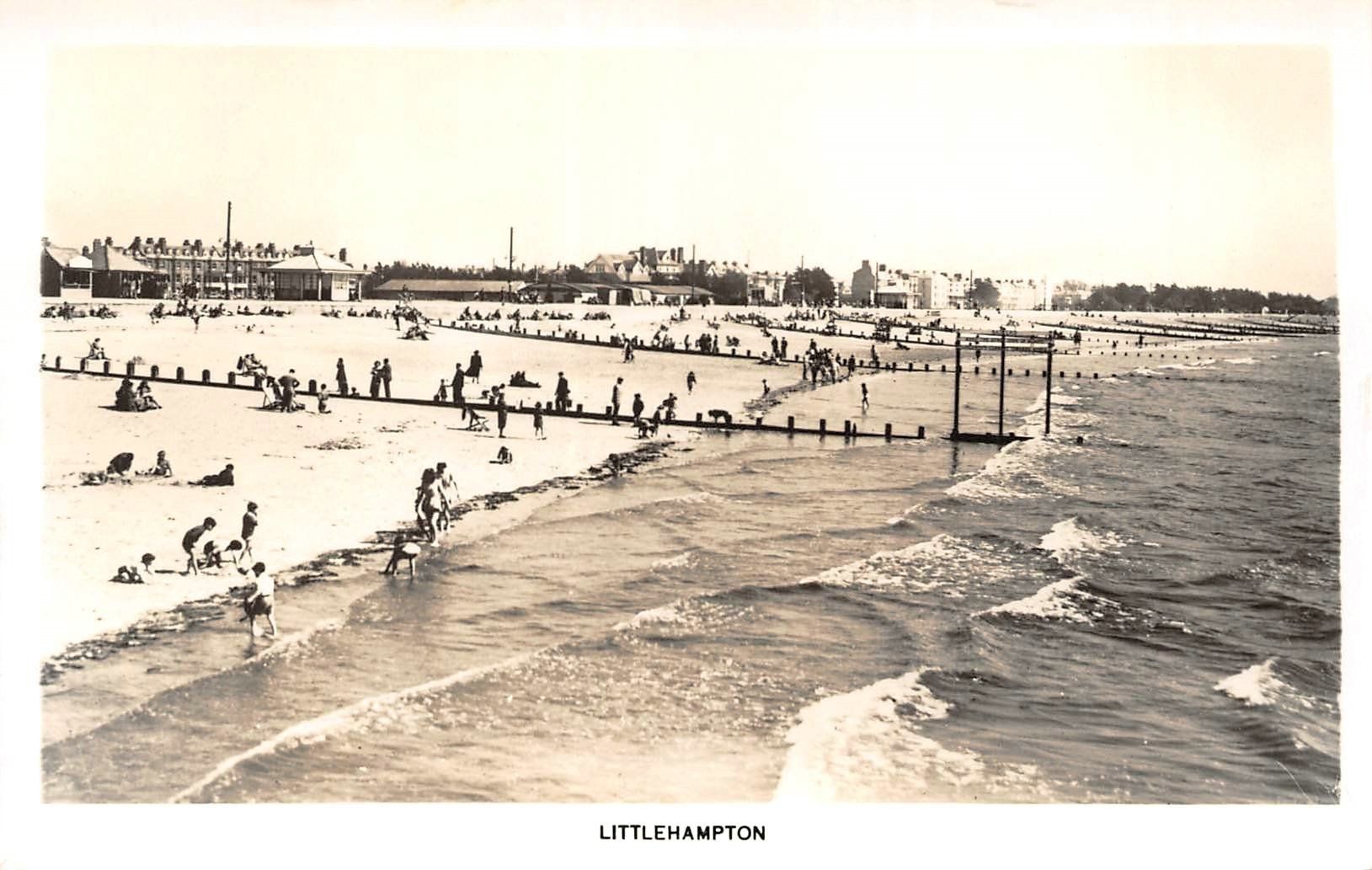 Cartoline postali: 2x Littlehampton, Segelboot, Strand – Usato da Ottikon b.Kemptth. venduto da Neptun1974 2
