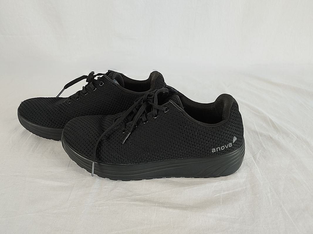 Scarpe da uomo: ANOVA Gesundheits-Schuh Gr. 42 – Usato da Schübelbach venduto da Restwert_Schubelbach