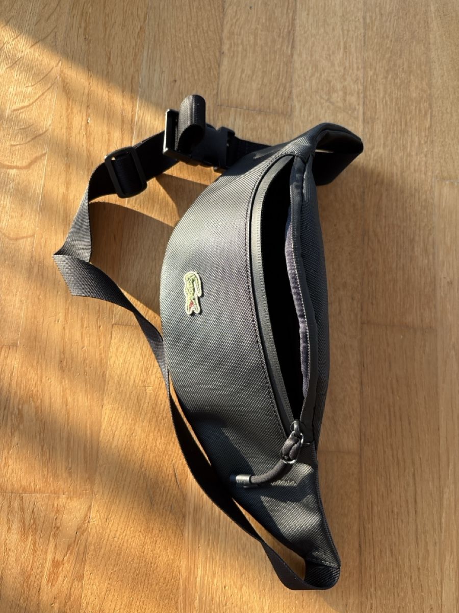 Lacoste Taschen: LaCoste Bauchtasche schwarz – Gebraucht aus Zürich von dieghe