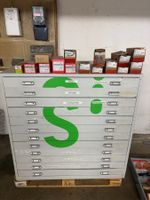 Grosser Werkstatt-Schubladenschrank inkl. Schrauben, Muttern