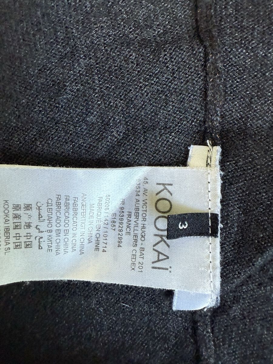 Kookai Jacken: Kookai Strickjacke, anthrazit glänzend Grösse 3, Herbst-Look – Gebraucht aus Olten von smashbox 3