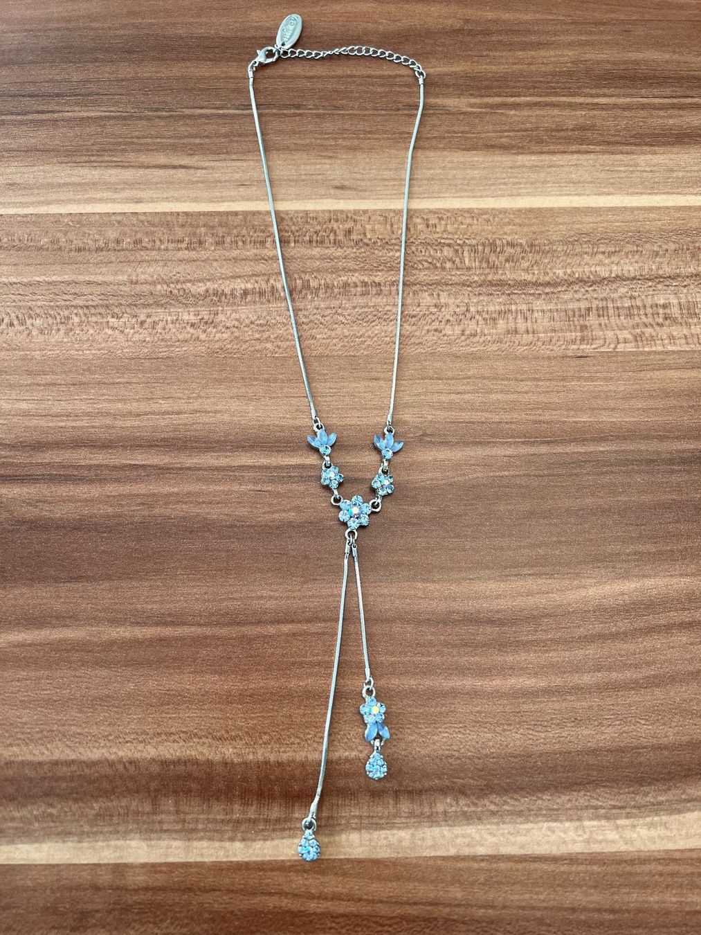 Catenine: Hellblaue Blüten-Kette – Usato da Zürich venduto da Cdefinitiv 3