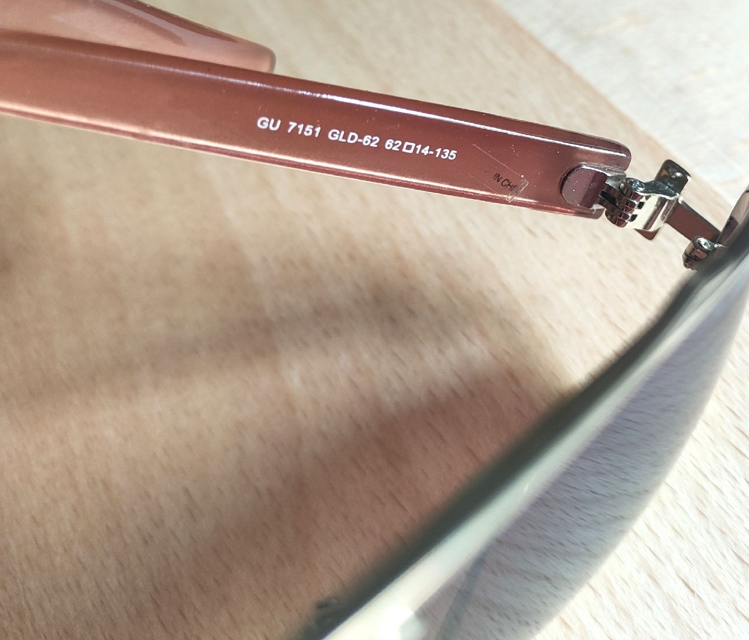 Guess Occhiali & Lenti: Lunettes de soleil Guess – Usato da Biel/Bienne venduto da notfun 4