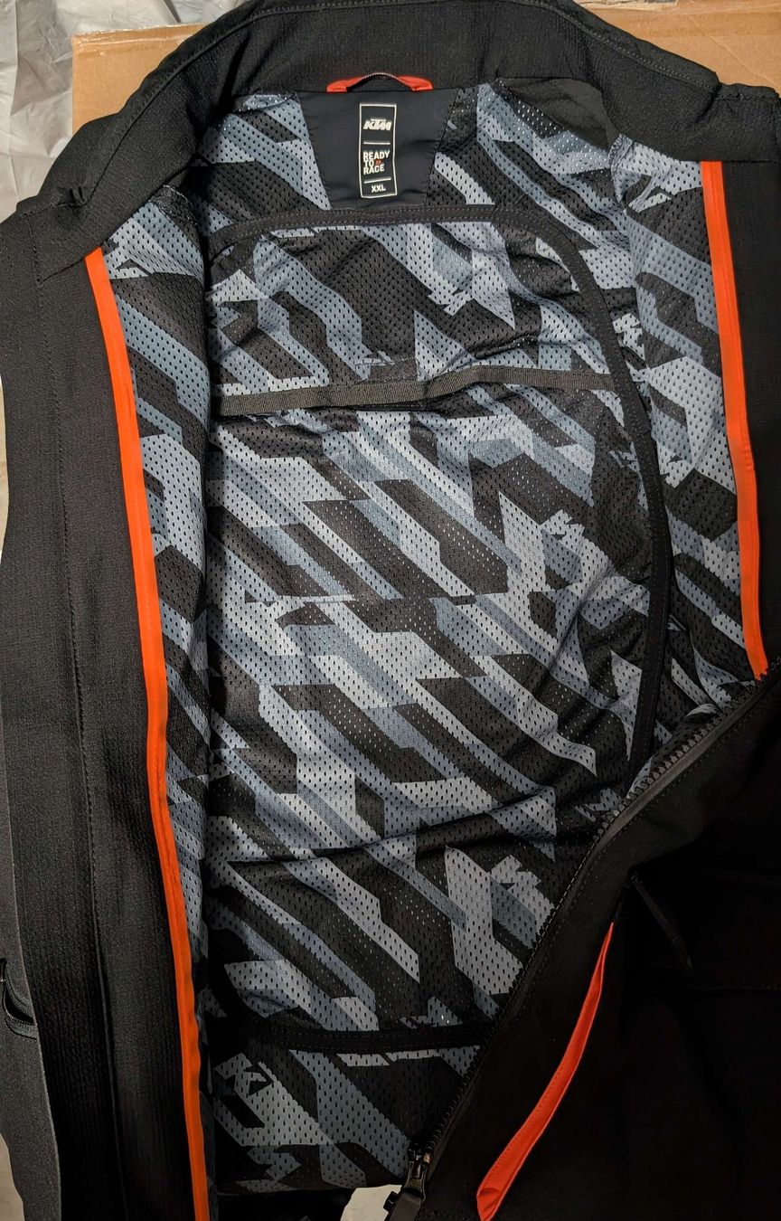 Gilets & Westen: KTM Gilet – Gebraucht aus Bonstetten von mh2_d8k5 2