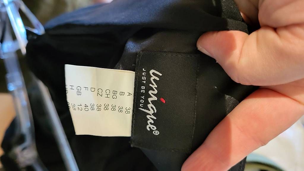 Vestiti: Schwarzes Abendkleid – Usato da Muolen venduto da Simi897 2