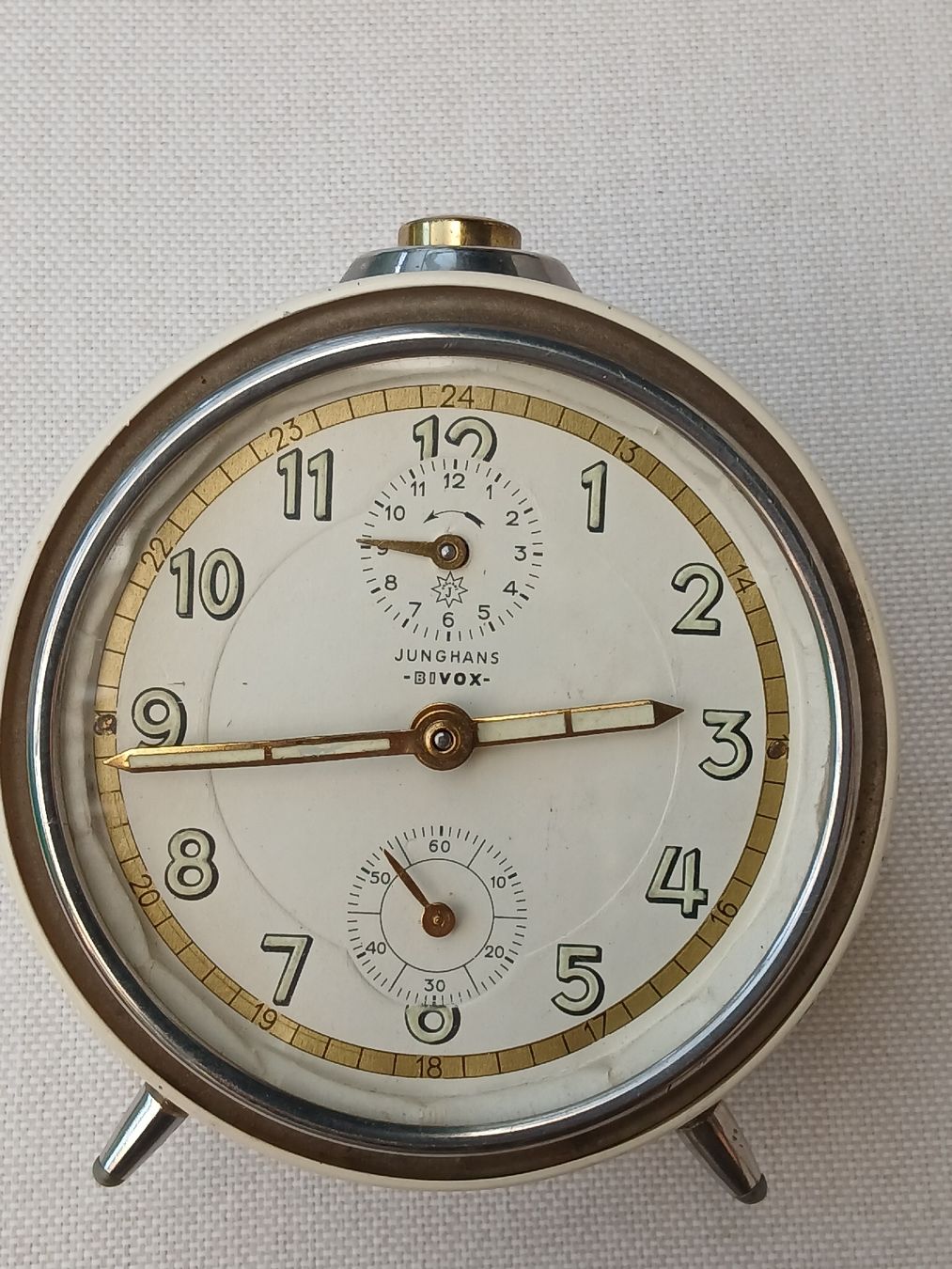 Junghans Orologi da terra & Orologi da parete: Junghans Bivox Mechanical Alarm Clock. – Usato da St-Cergue venduto da gar_x2b7