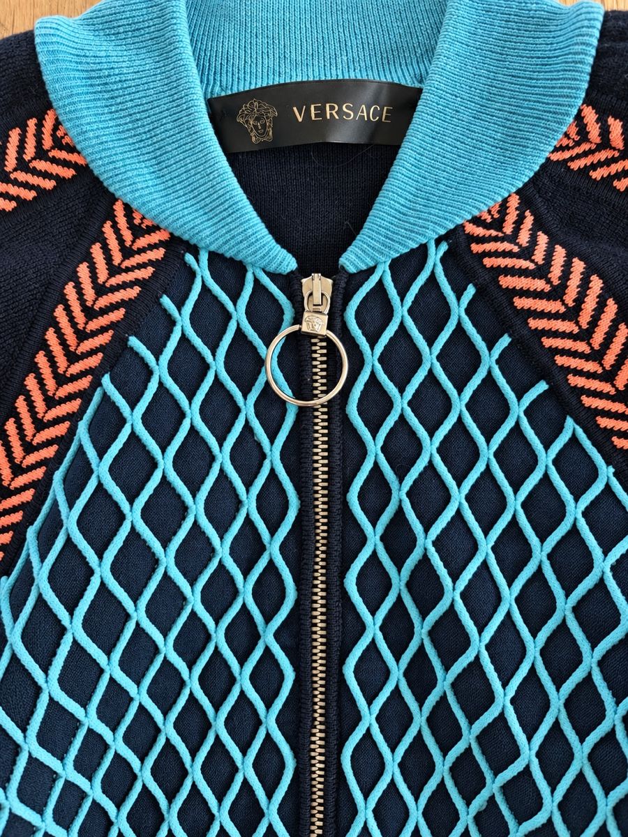 Kostüme: Versace dress and jacket  – Gebraucht aus Zürich von Moremoneymoney 1