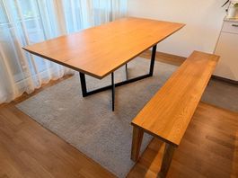 Table de salle à manger extensible + banc en chêne massif 