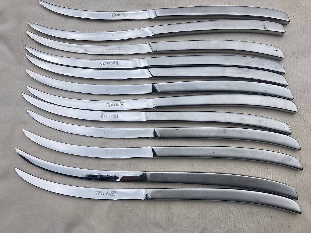 Coltelli: lot de 12 couteaux Sola – Usato da Renens VD venduto da chrstn