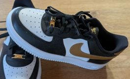 Nike Sneakers, Grösse 35