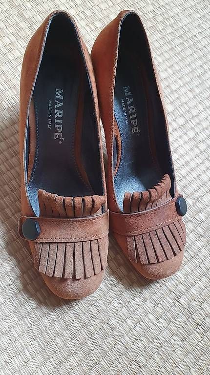Scarpe da donna: Lederpumps Gr.39 – Usato da Oberrieden venduto da Taramara 4
