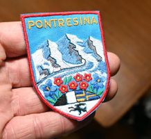VINTAGE Badge PONTRESINA nos ST. GALLER STICKEREI hellblau