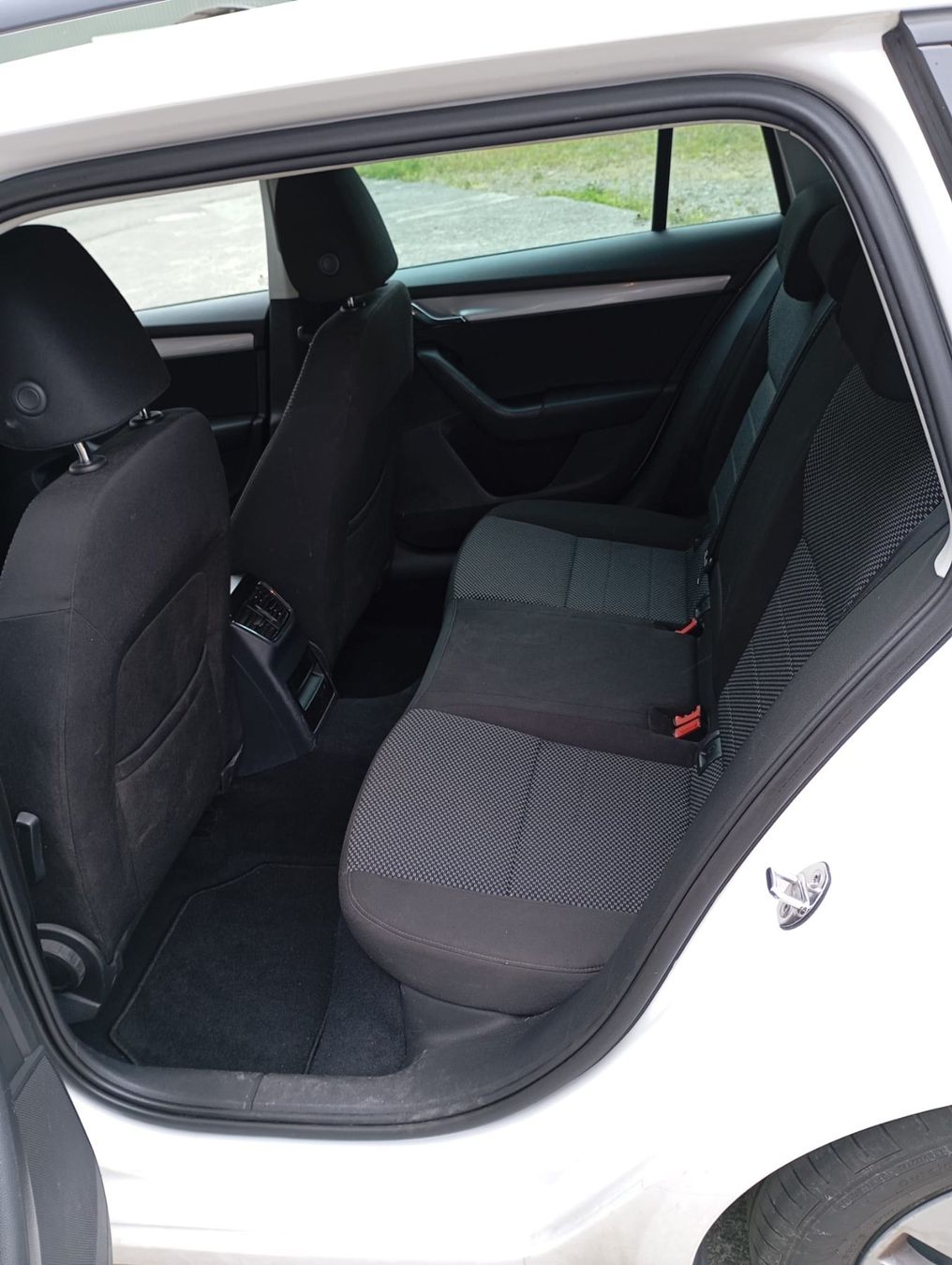 Skoda Autos: SKODA Octavia 1.6 4x4 – Gebraucht aus Oberuzwil von ala_bj78 7