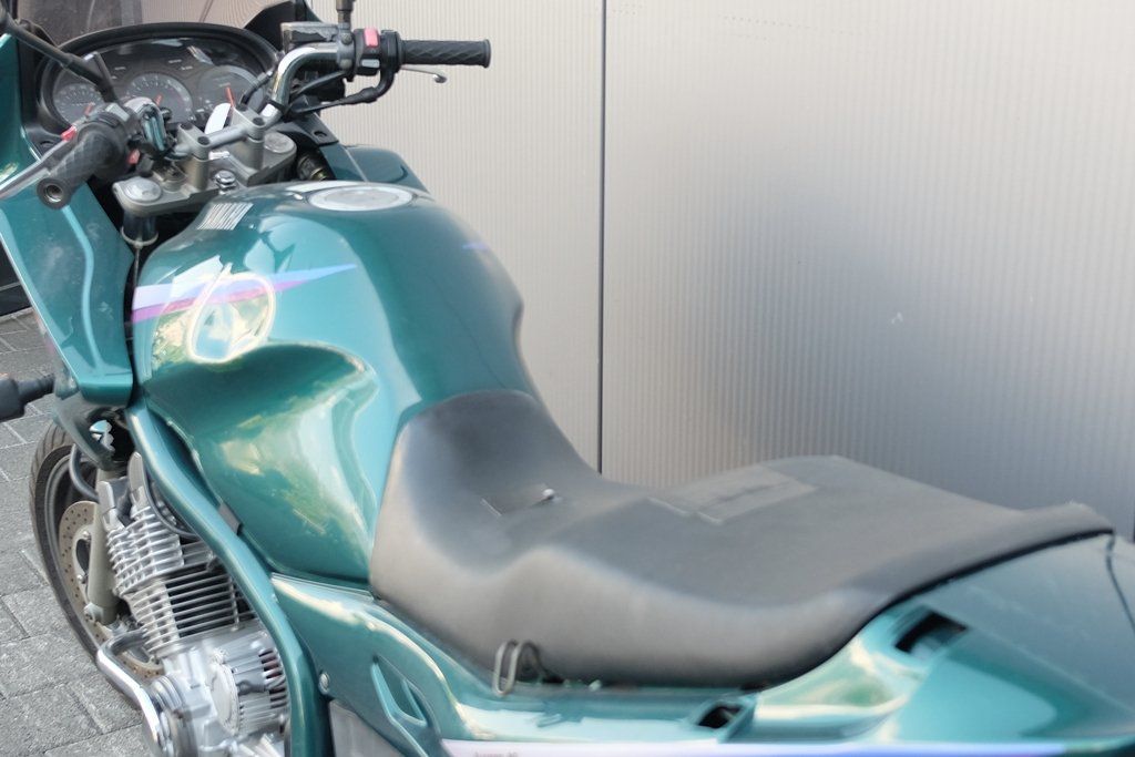 Yamaha Touring: Yamaha XJ900 – Usato da Sargans venduto da pirelli146 5