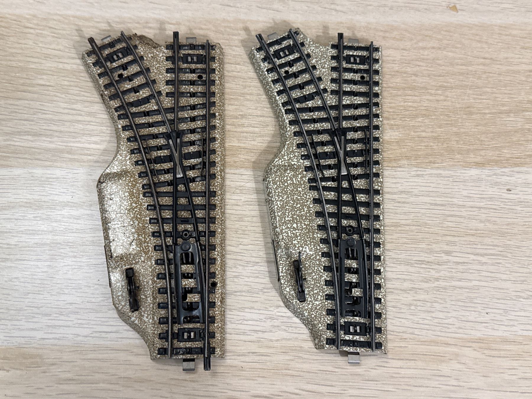 Märklin Modellini di ferrovie: Märklin 2x 5122 weichen H0 (C) – Usato da St-Aubin-Sauges venduto da tantome