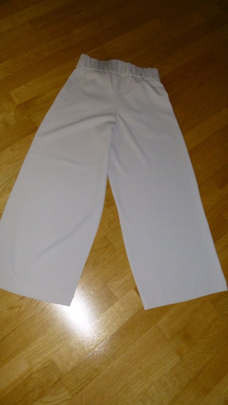 Pantaloni: elegante JDY-Damenhose beige / S – Usato da Triengen venduto da misterpicknicker 2
